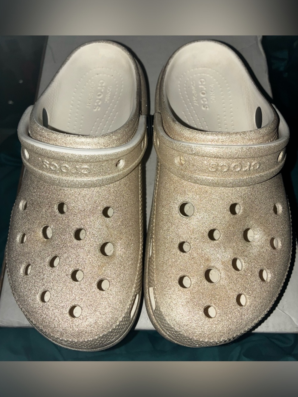 Crocs Women’s Iconic Croc Comfort - While/Rose Gold Glitter size 6